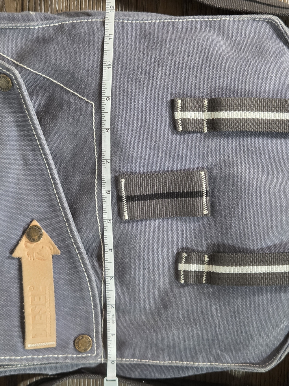 Vtg DIESEL Y2K Distressed Grey Canvas Messenger Bag - Excellent Condition - Picture 11 of 13